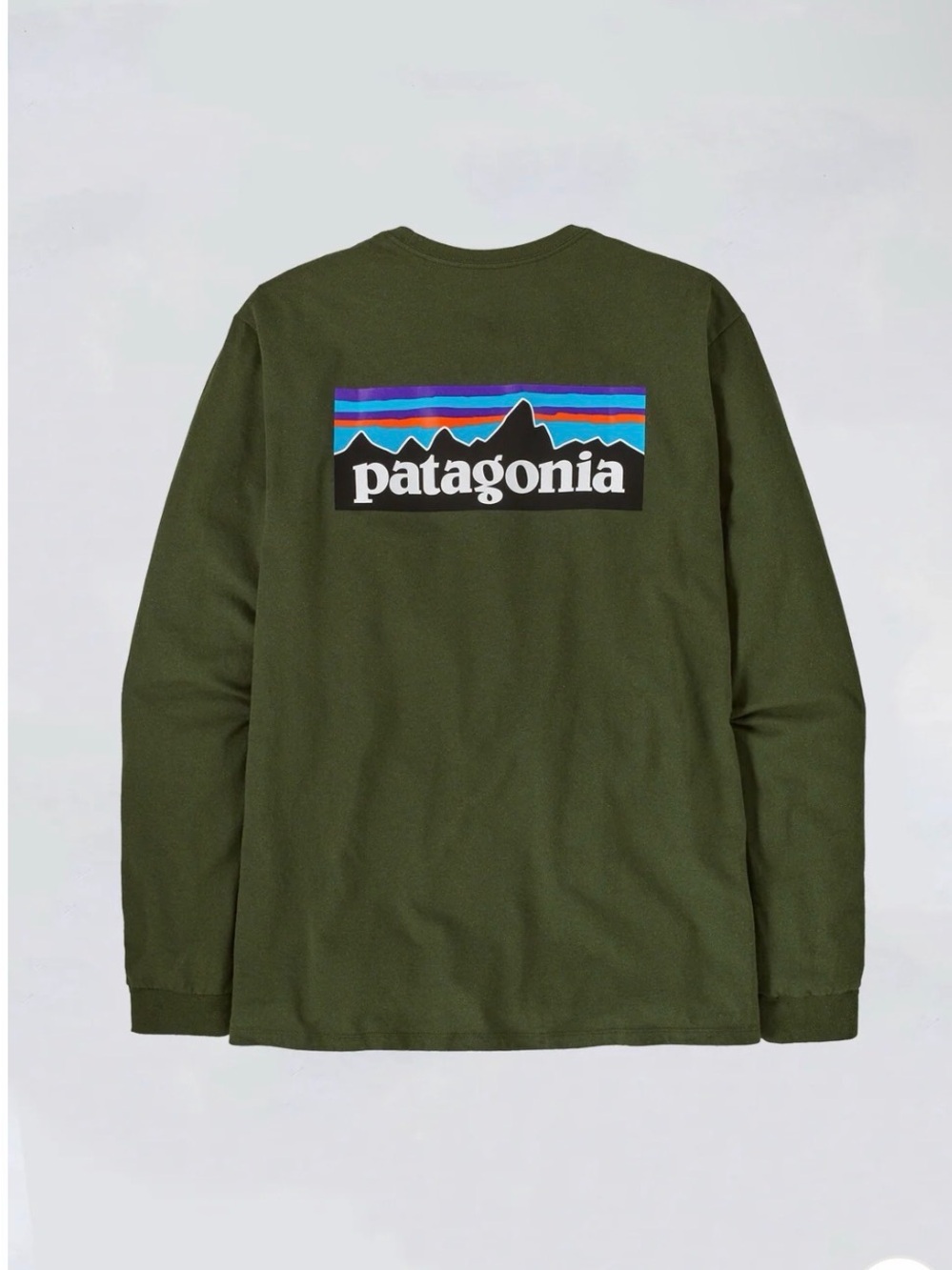 NWOT Patagonia Longsleeve P-6 Logo Responsibili-Tee in Torrey Pines Green